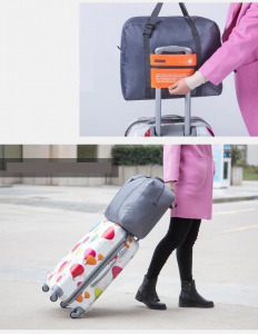 Kézipoggyász méretű, összehajtható táska, narancs