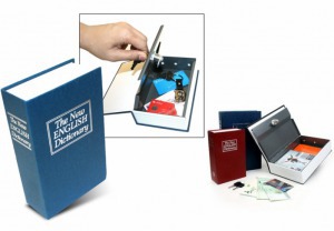 Könyv alakú biztonsági doboz, piros