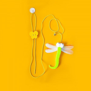 Függő cica játék - szitakötő