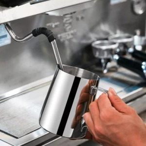 Rozsdamentes acél tejkiöntő - 350 ml