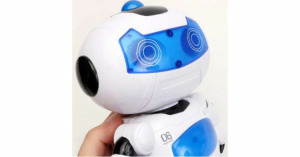 Távirányítós robot, beszél, táncol, sétál, zenét játszik