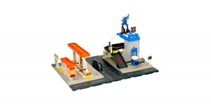 54 darabos benzinkút és rendőrségi parkoló játék kiegészítőkkel