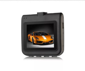 Autós menetrögzítő kamera T-661, Full HD, magyar menü, MicroSD foglalat, fekete