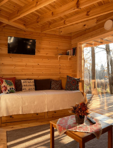 Öleljen körbe a természet-Lombház az Őrség szívében - 3éj 2fő reggeli