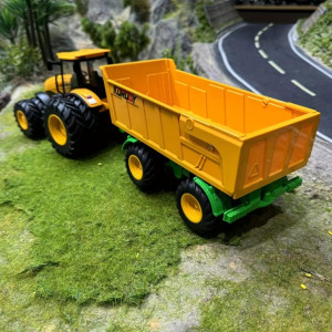 Jumbo 41.91cm-es farm traktor játékkészlet utánfutóval