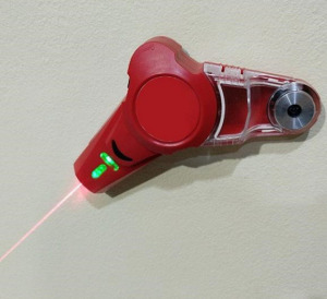 Lézeres fúrás segítő