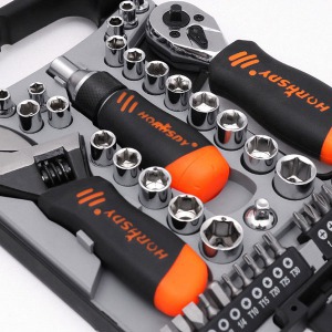 46 részes szerszámkészlet franciakulccsal