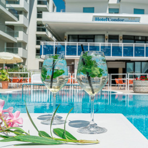 Tengerparti vakáció Jesolon! Hotel Condor*** 2 főnek 2 éj félpanzióval Tengerparti vakáció Jesolon! Hotel Condor*** 2 főnek 2 éj félpanzióval