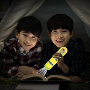 Interaktív oktató projektor, éjjeli kivetítő (24 db képpel) dinoszaurusz