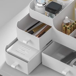 Smink- és kozmetikai tárolódoboz fiókokkal