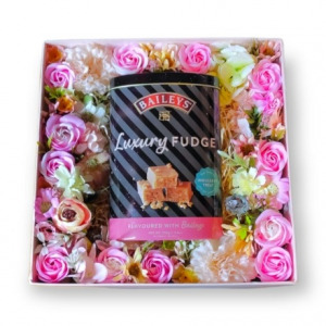 Óriás kocka box - Baileys luxury fudge