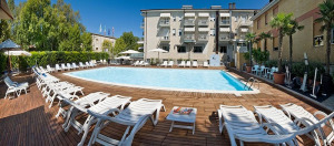 Hello Rimini! 6 nap 5 éj szállás 2 főnek reggelivel a St Moritzban***