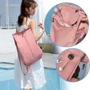 Vízálló hátizsák világos kék