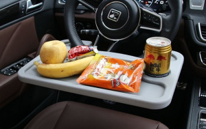 Kormányra tehető laptoptartó, tálca