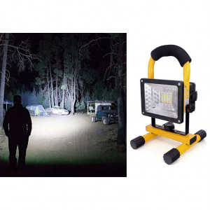 Hordozható, akkumulátoros LED reflektor (30W)