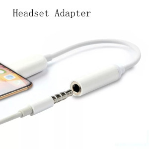 Lightning/3.5mm átalakító adapter, fülhallgató/mikrofon csatlakozás, fehér