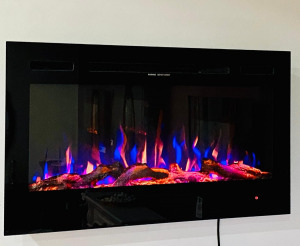 Elektromos beépíthető fali kandalló Adeli