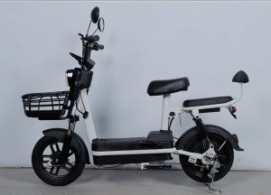 Phantom kétszemélyes robogó fekete-fehér 350W 30-40km