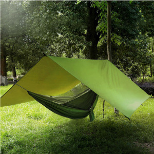 3x3 méteres, vízálló ponyva kempingezéshez ajándék hordtáskával