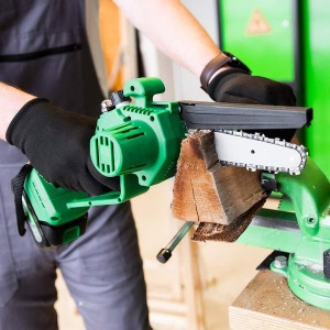 Hammersmith PocketSaw Pro nagyerejű, praktikus láncfűrész