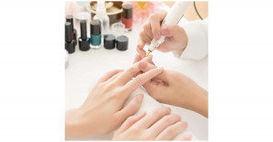 Elektromos körömcsiszoló gép hálózati csatlakozással